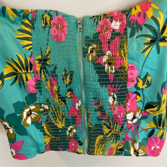 Express x Rocky Barnes floral crop top size small - Picture 5 of 6